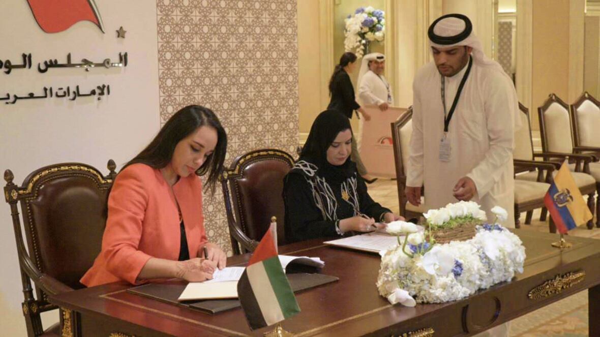 La Presidenta de la Asamblea Nacional, Gabriela Rivadeneira, y su par de Emiratos Árabes Unidos, Amal Al Qubaisi/@AsambleaEcuador