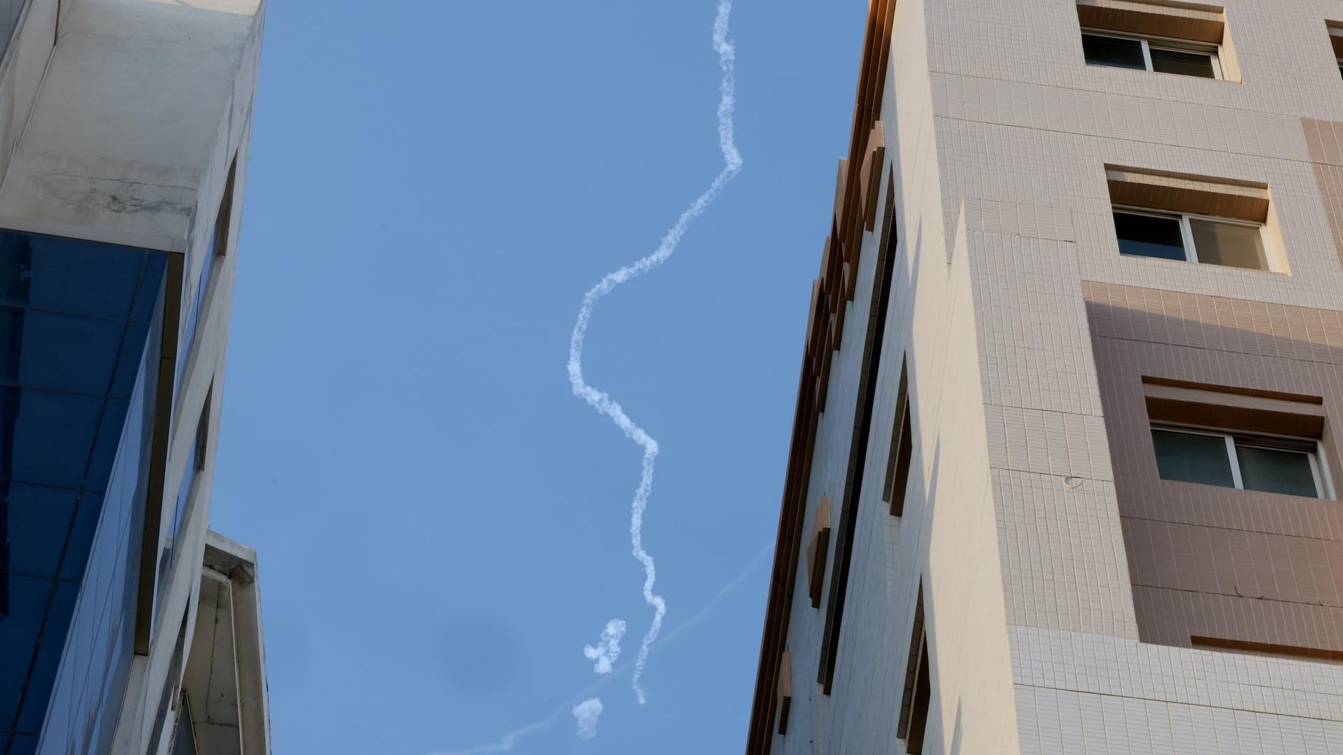 Irán ataca a Qatar en la última ronda de ataques de represalia.