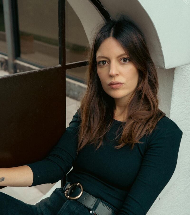 Talento ecuatoriano. Paola Navarrete abrirá el show de León Larregui.