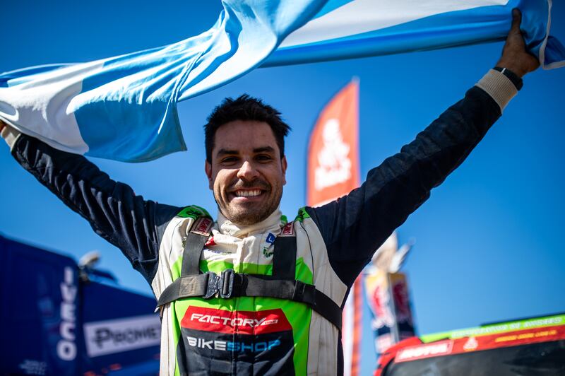 El copiloto que acompañó a Sebastián Guayasamín en el Rally Dakar 2024: Fernando Acosta de Argentina.
