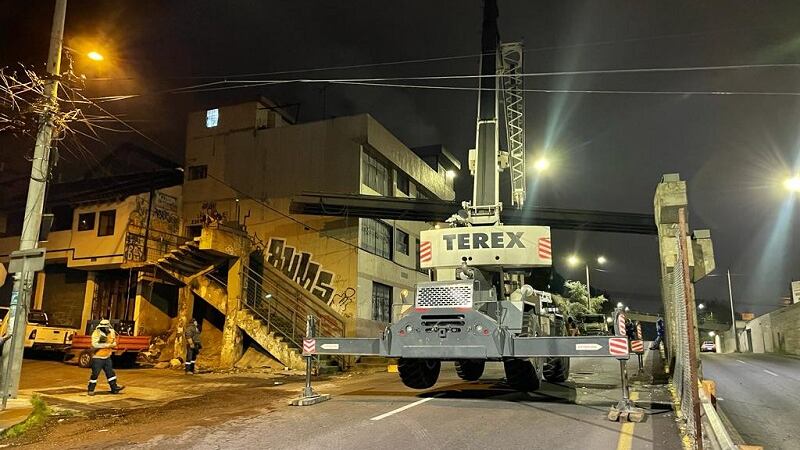 Se cierra la Mariscal Sucre en el sector de Las Casas, norte de Quito, ¿hasta cuándo?