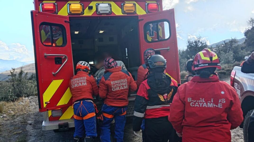 Una mujer fallecida y un herido tras accidente en el volcán Cayambe