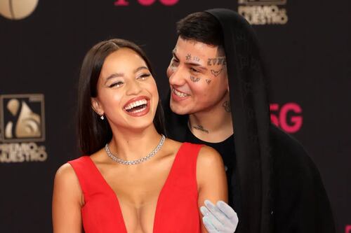 ¡Infidelidad a la vista! La cantante Emilia Mernes y Duki terminaron; salen a la luz los chats del supuesto engaño