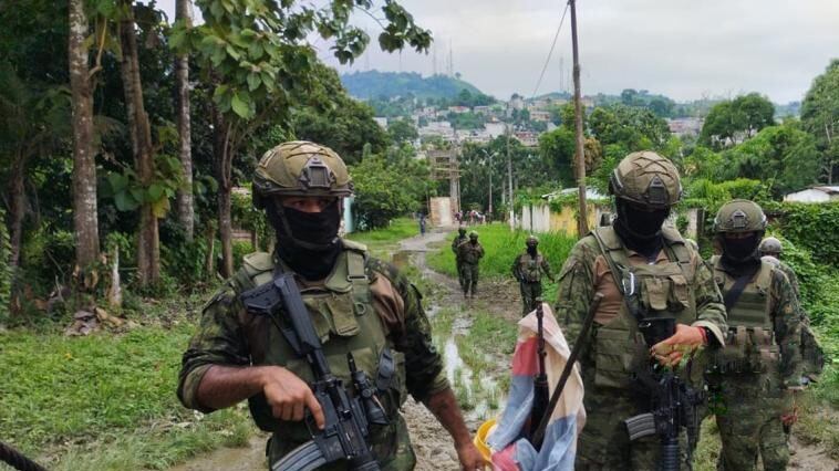 Trabajo de las Fuerzas Armadas durante la declaración de conflicto armado interno