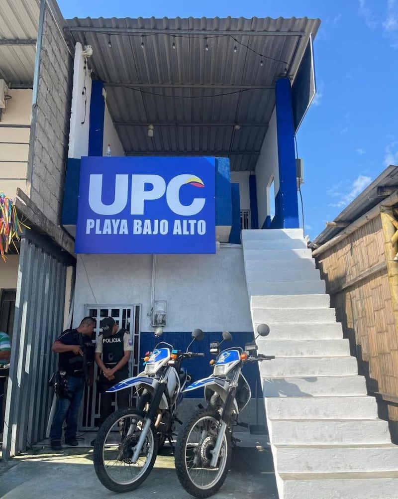 UPC en playa Bajo Alto, El Oro