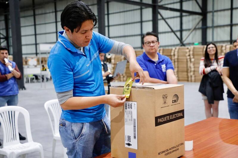 Elecciones Ecuador; paquete electoral