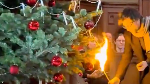 Las luces tradicionales pierden protagonismo frente al fuego