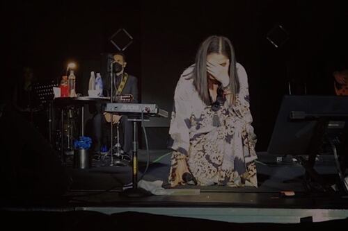¡Así regañó! Ana Gabriel a su empleada mientras estaba en plena transmisión