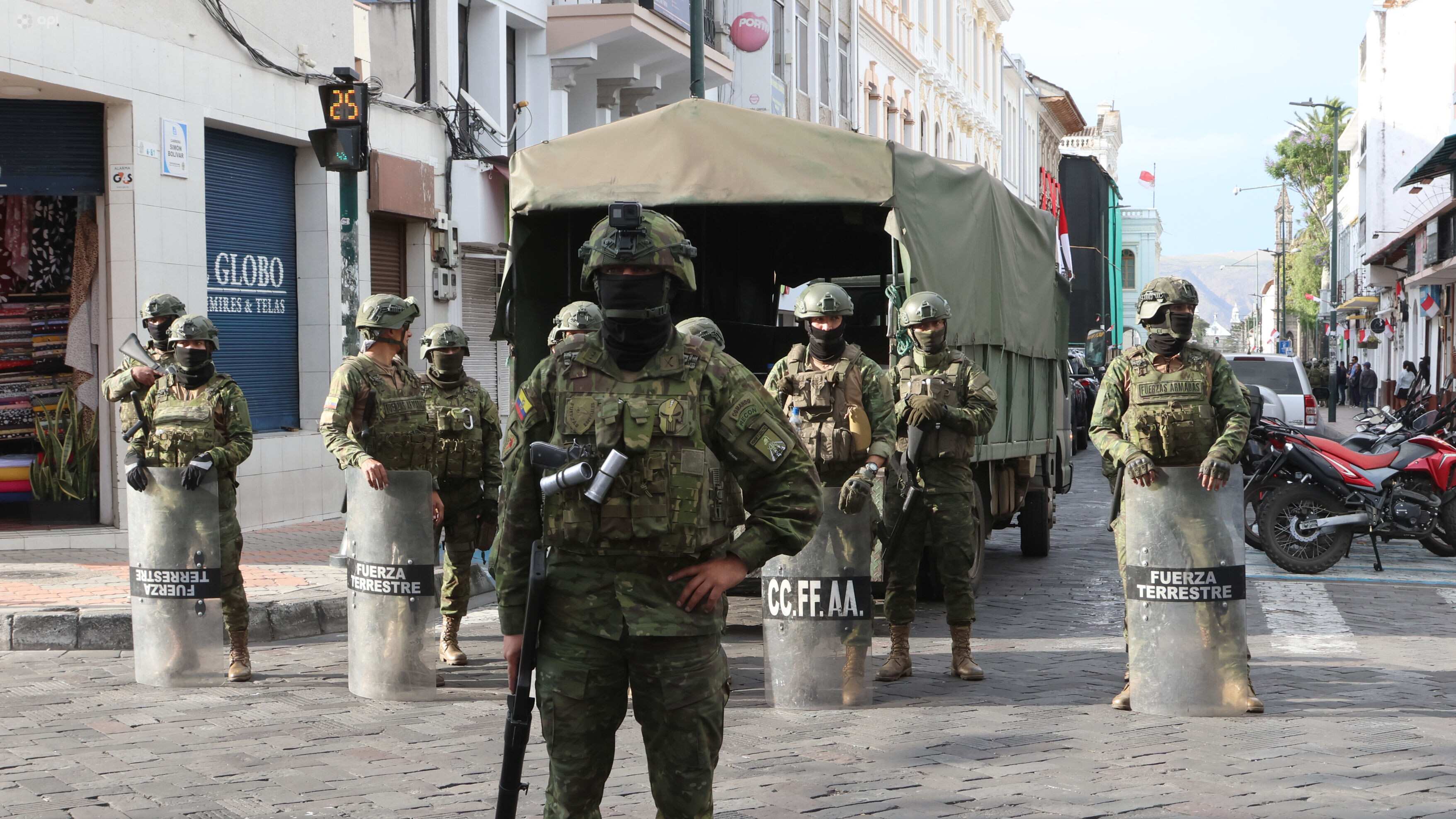MARCHA-IBARRA-DANIEL NOBOA-PARO NACIONAL-MANIFESTACIONES
