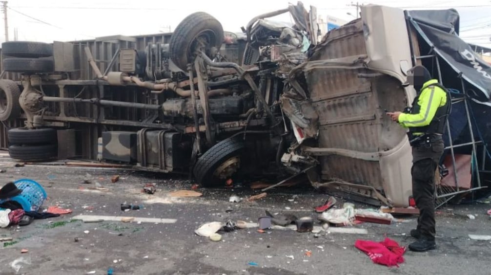 Tres personas fallecieron tras accidente de tránsito en la Panamericana Sur