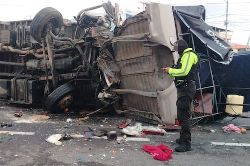 Tres personas fallecieron tras accidente de tránsito en la Panamericana Sur