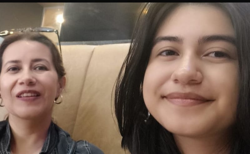 “Sigo buscando a mi hija”: madre de Nathaly Mafla recorre Quito tras nuevas pistas sobre su desaparición