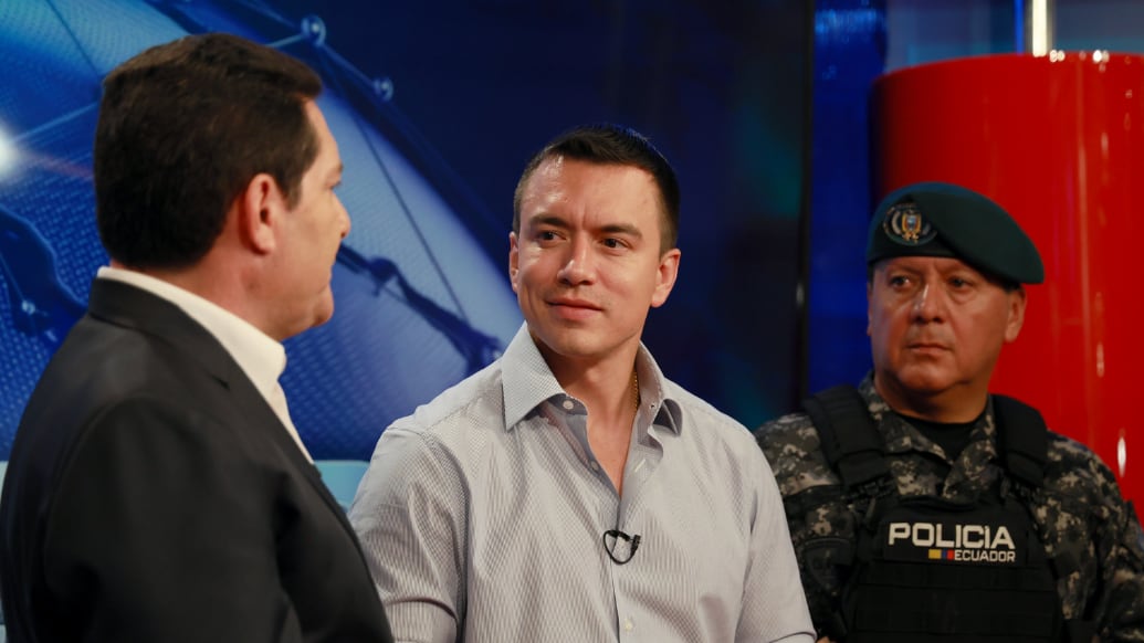 Daniel Noboa visita las instalaciones de TC Televisión a un año de la toma del canal