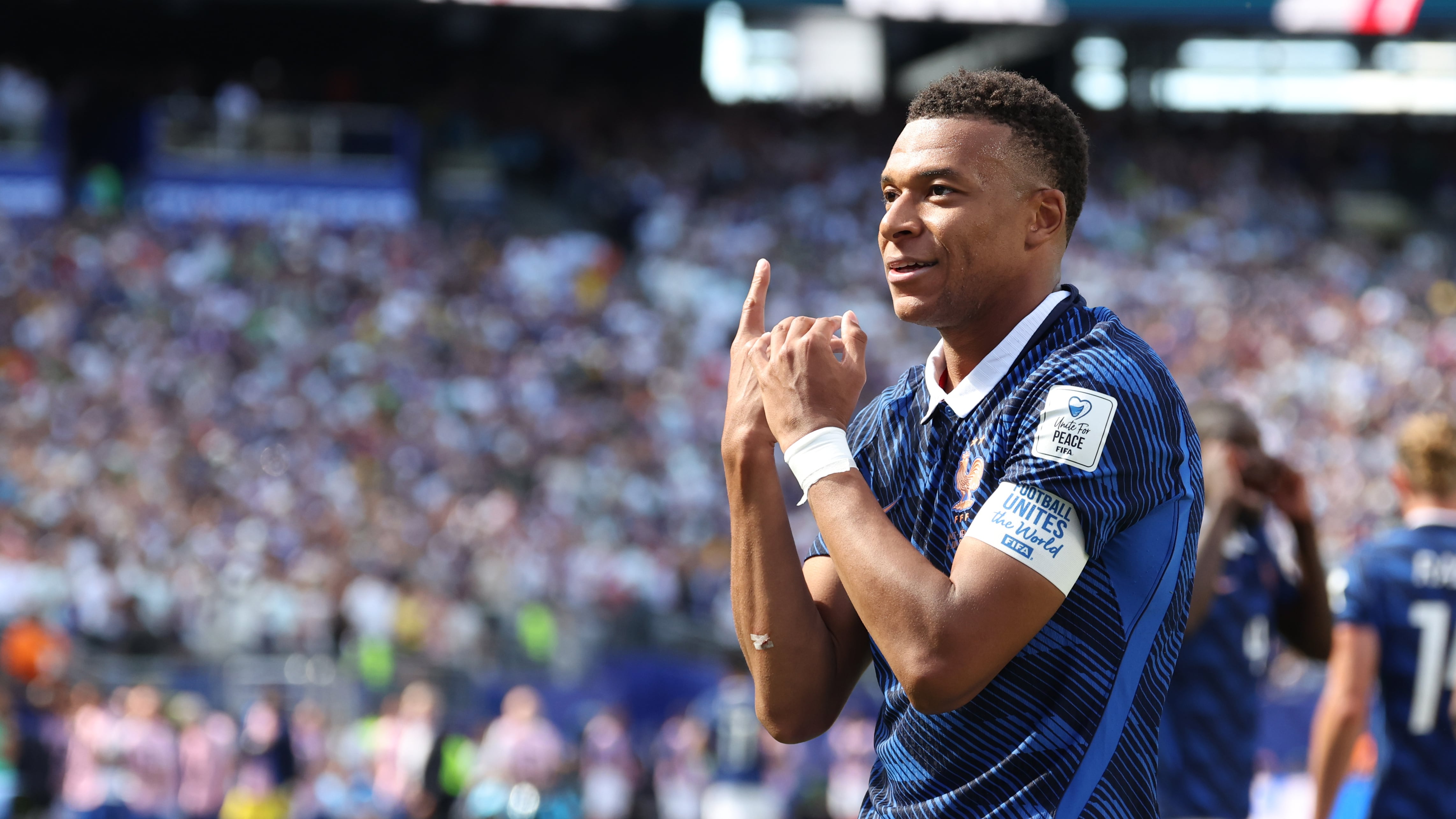 GR2261. NUEVA JERSEY (ESTADOS UNIDOS), 16/06/2026.- Kylian Mbappe de Francia celebra un gol este martes, en un partido del grupo I del Mundial de la FIFA 2026 entre Francia y Senegal en el estadio MetLife de Nueva Jersey (Estados Unidos). EFE/ Sebastiao Moreira