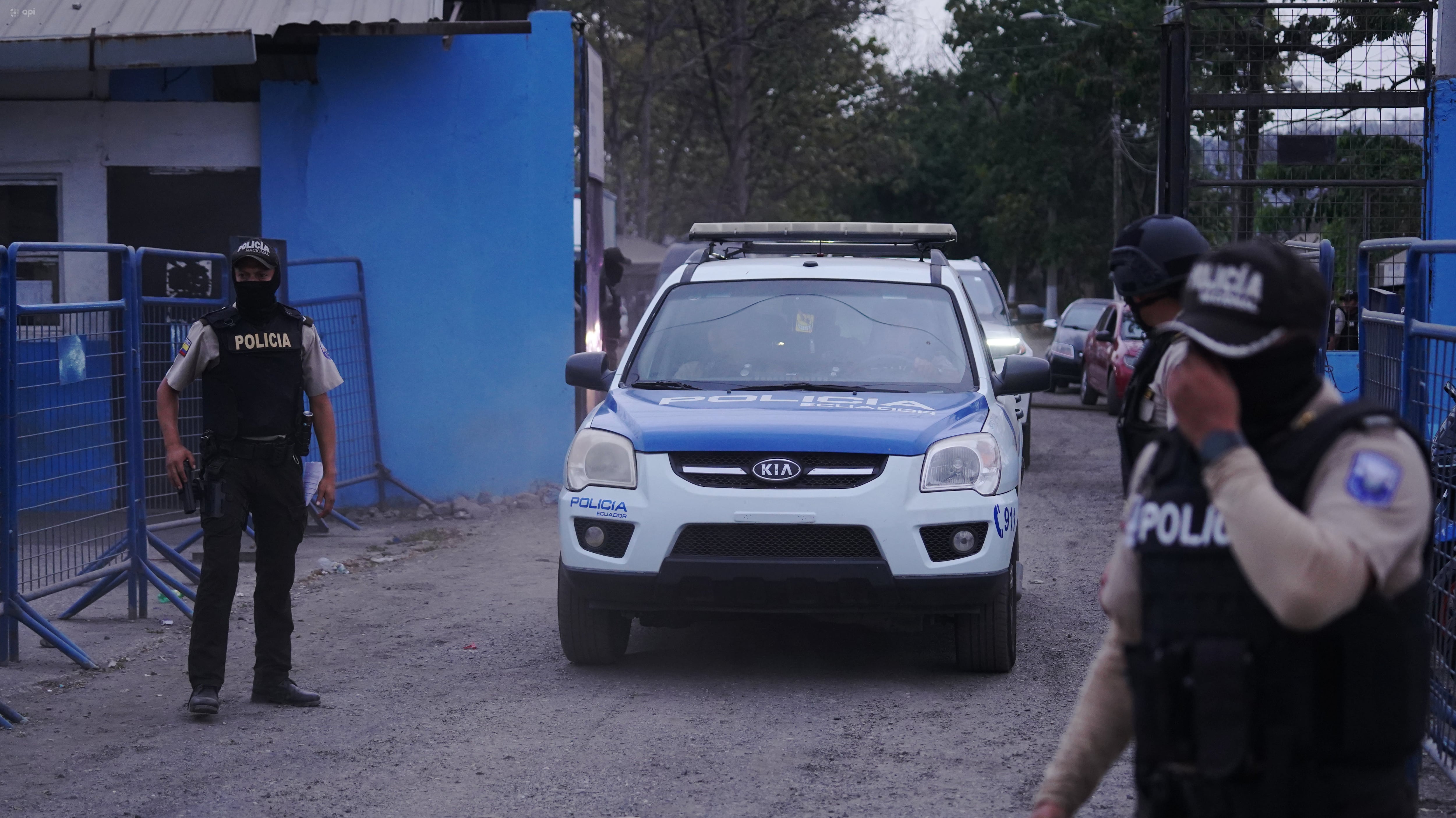 Guayaquil, martes 03 diciembre del 2024
La explosión de 3 granadas dentro del centro penitenciario dejó como saldo 11 personas heridas.
Fotos: César Muñoz/API
