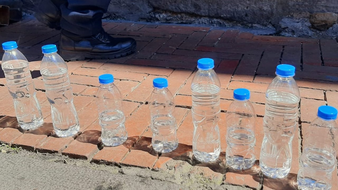 Local vendía alcohol sin registro sanitario a habitantes de calle en el Centro Histórico de Quito