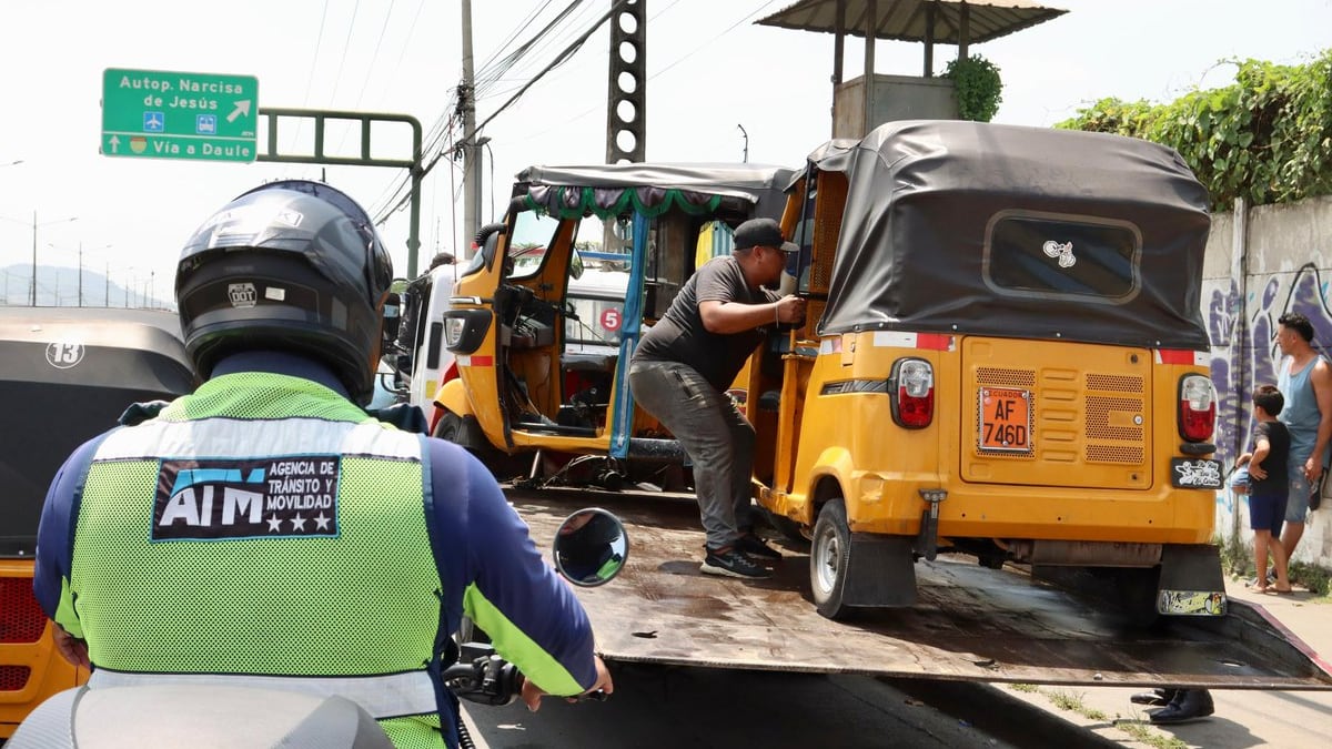 La entidad reconoce dificultades para fiscalizar este medio de transporte en toda la ciudad; operativos recientes detectaron unidades sin placas y conductores sin licencia
