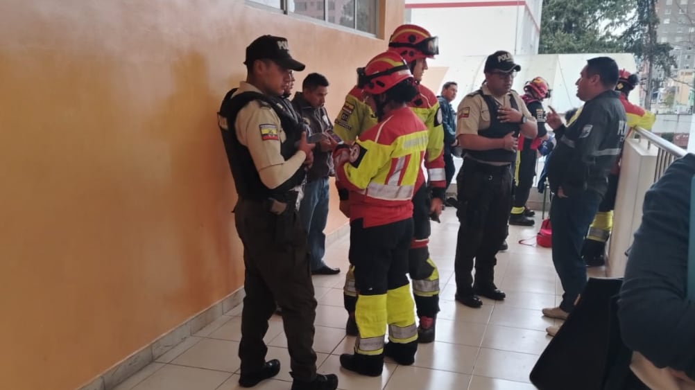 Disparo dentro de colegio en el norte de Quito revela posible presencia de bandas y violencia escolar