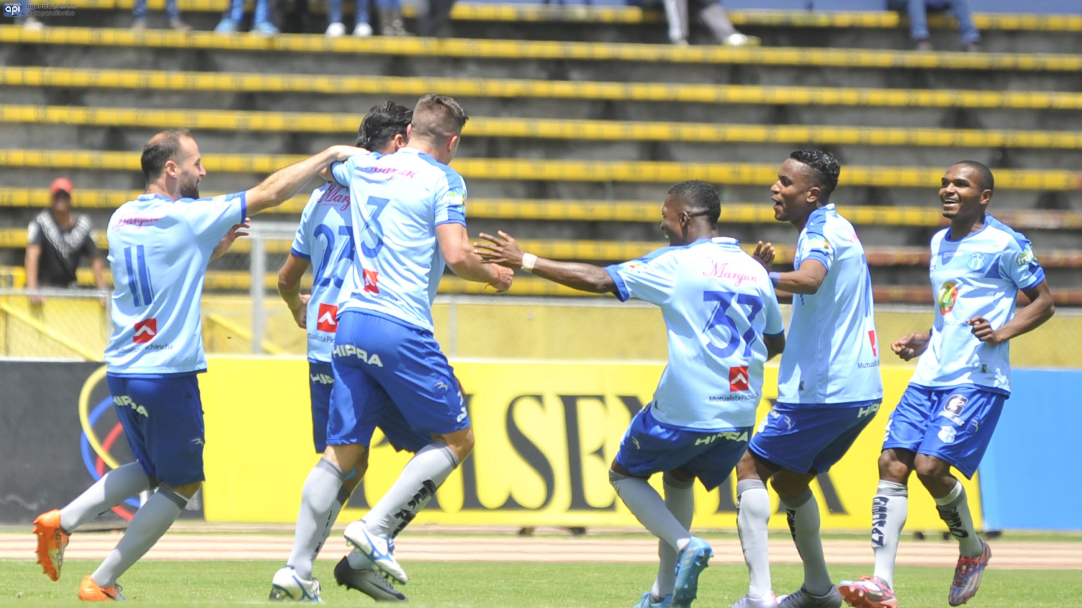 Universidad Católica vs. Macará en el Olímpico Atahualpa/API