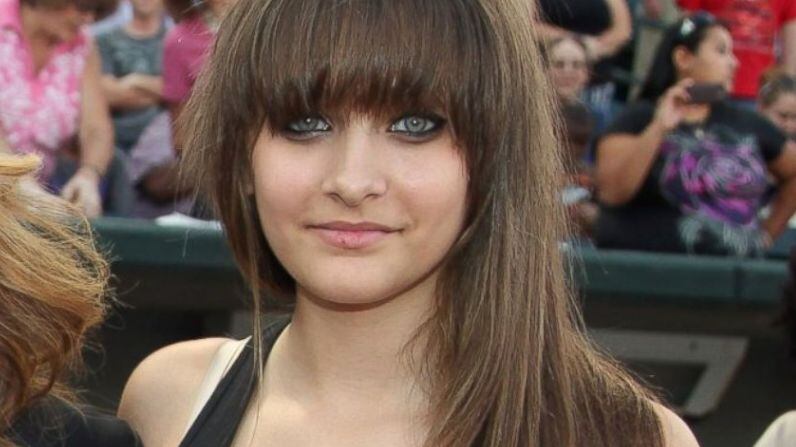 Paris Jackson publicó fotos en bikini/Internet