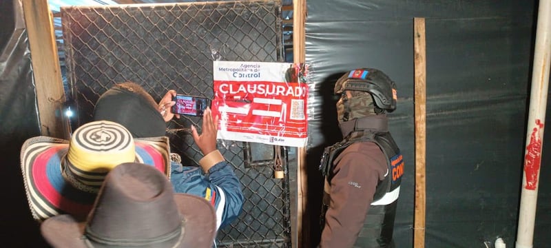 Clausuran gallera clandestina en Checa y duplica los controles en Quito