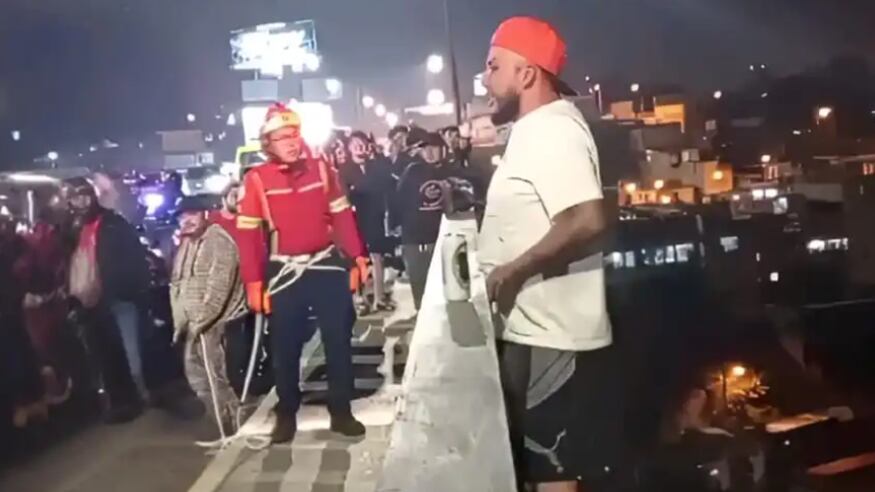 Hombre se lanzó desde un puente en Guatemala