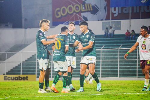 Orense y Mushuc Runa empataron en un partidazo