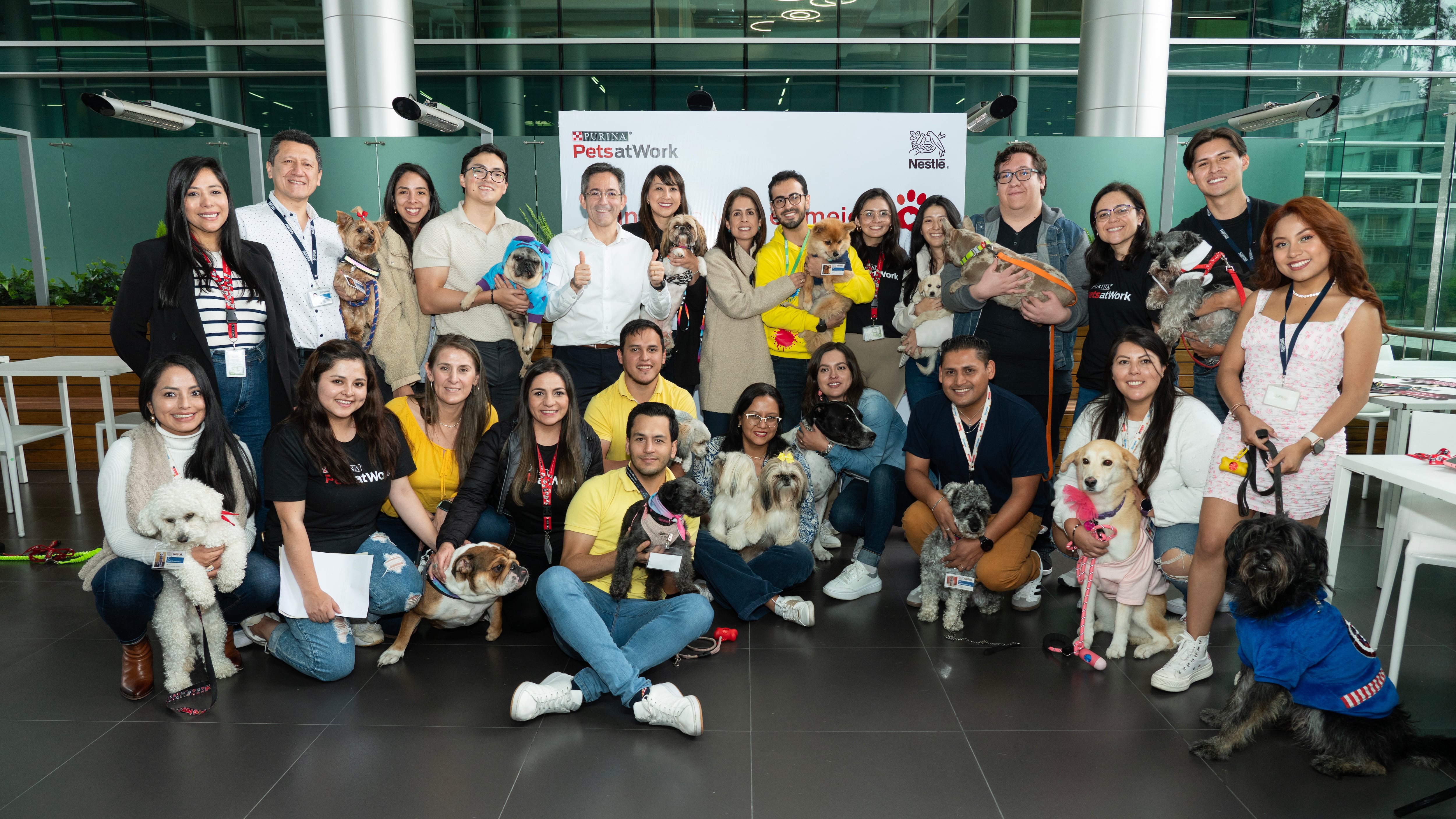 Nestlé Purina impulsa la presencia de mascotas en el trabajo