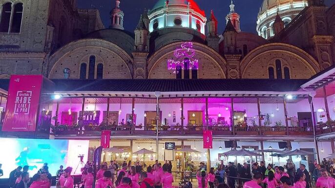 Giro Ride Like a Pro Ecuador