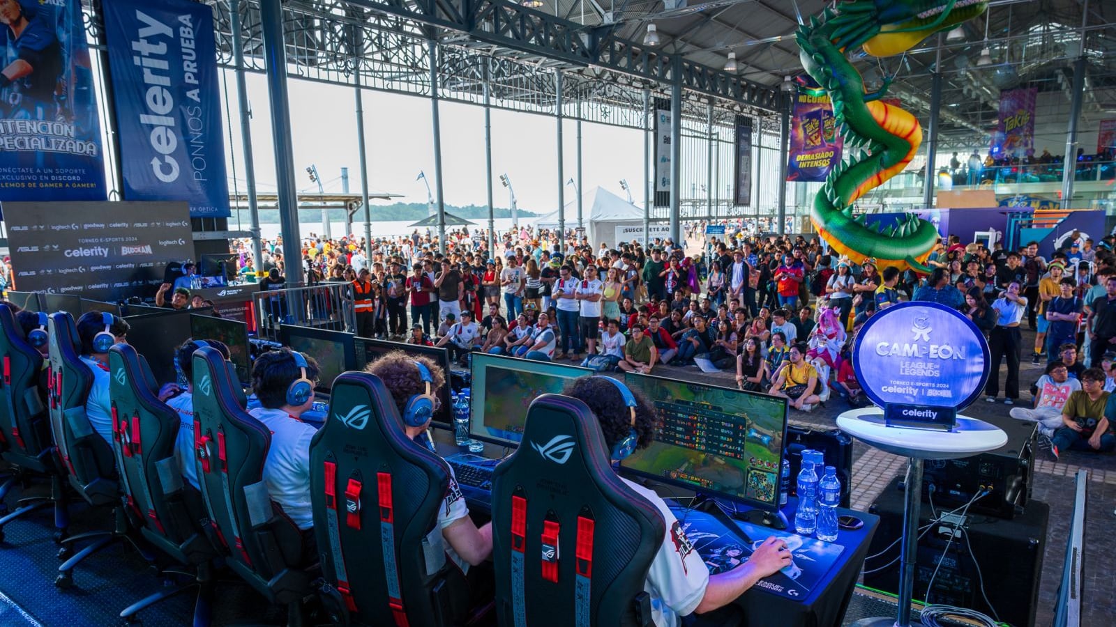 En la foto: jugadores durante el Torneo E-Sports Celerity - Budokan 2024