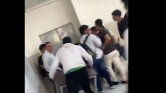 Estudiantes universidad de Guayaquil