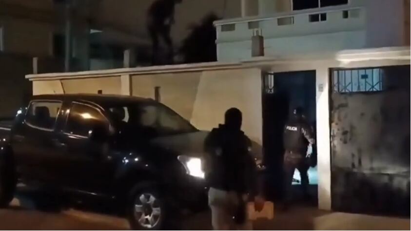 Así fue la detención de la pareja sentimental de alias Fito y de alias Mongolo en Guayas y Manabí