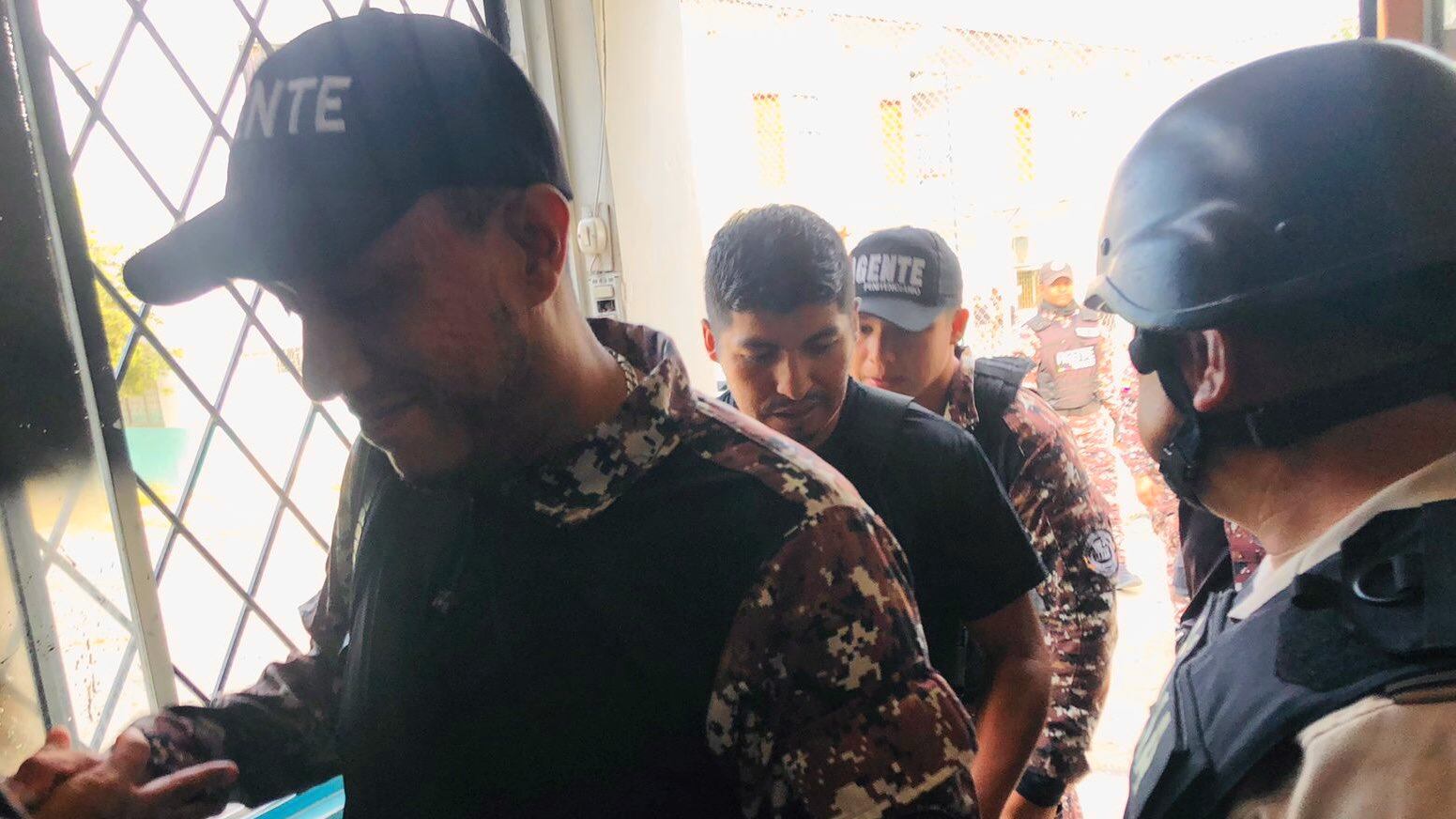 Logran liberar un grupo de guías penitenciarios de la cárcel de Esmeraldas.