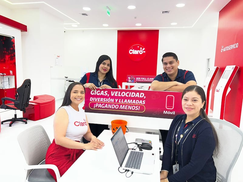 CLARO se renueva en Santo Domingo con un nuevo centro de atención a clientes en Bombolí shopping