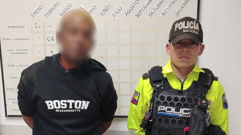 Robo a conductor de aplicación en el norte de Quito: un detenido tras persecución policial