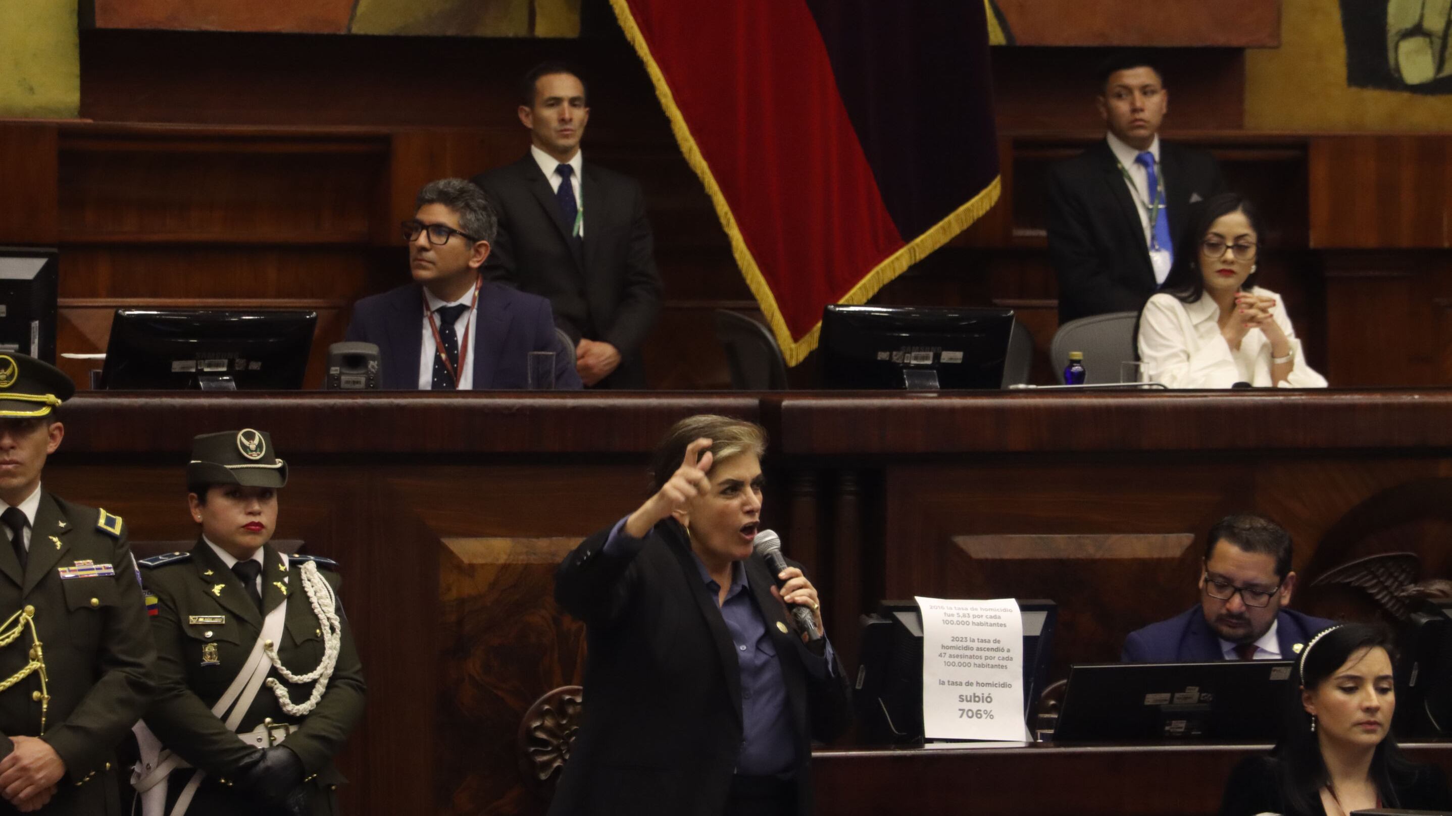 Juicio político contra la ministra del Interior, Mónica Palencia