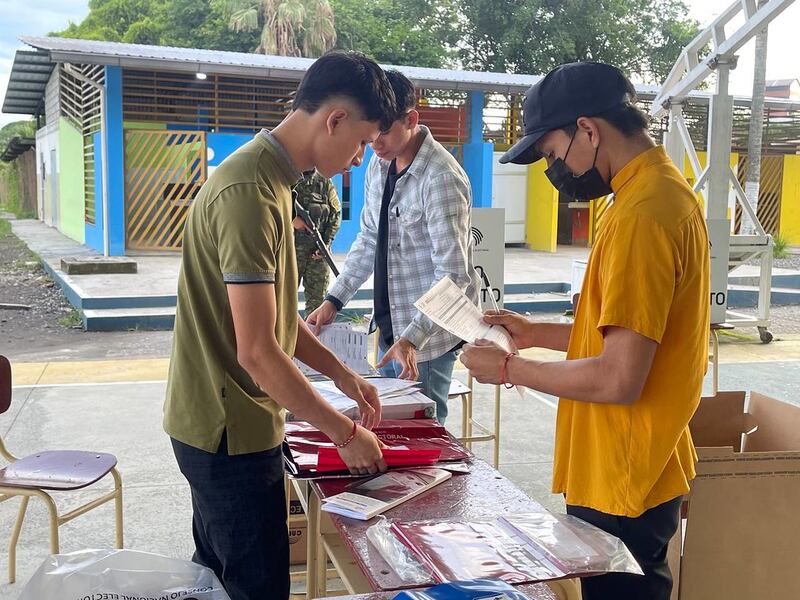 Referéndum y Consulta Popular