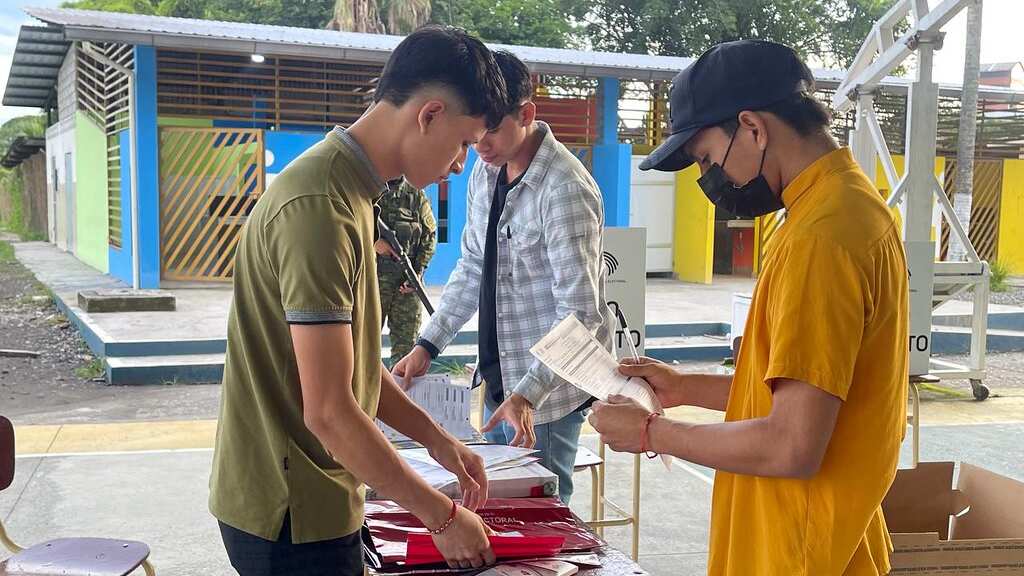 Referéndum y Consulta Popular