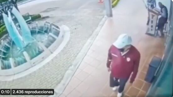 Lo atacaron con gas pimienta después de robarle