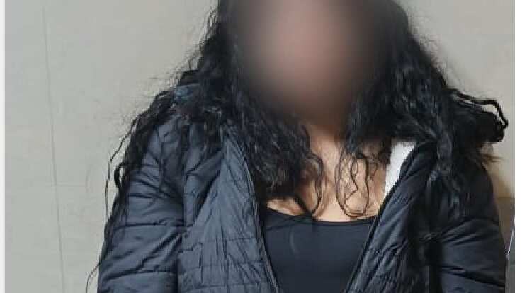 Capturada por presunta extorsión en Quito