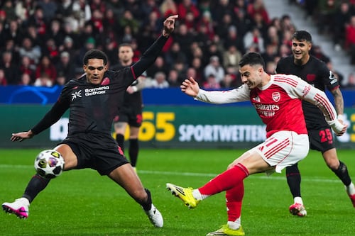 ¿Dónde ver el Arsenal vs Bayer 04 Leverkusen en Ecuador?