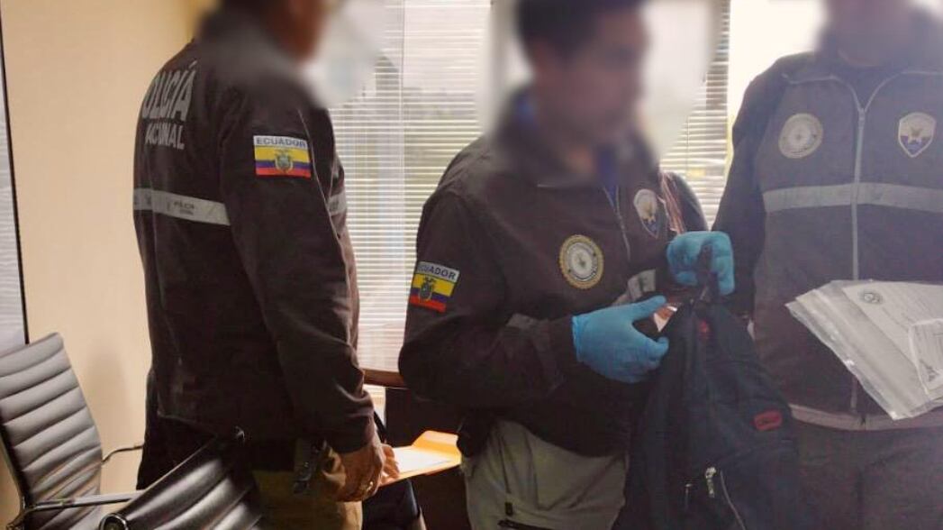 Fiscalía y Policía allanan el CPCCS por presunta usurpación de funciones