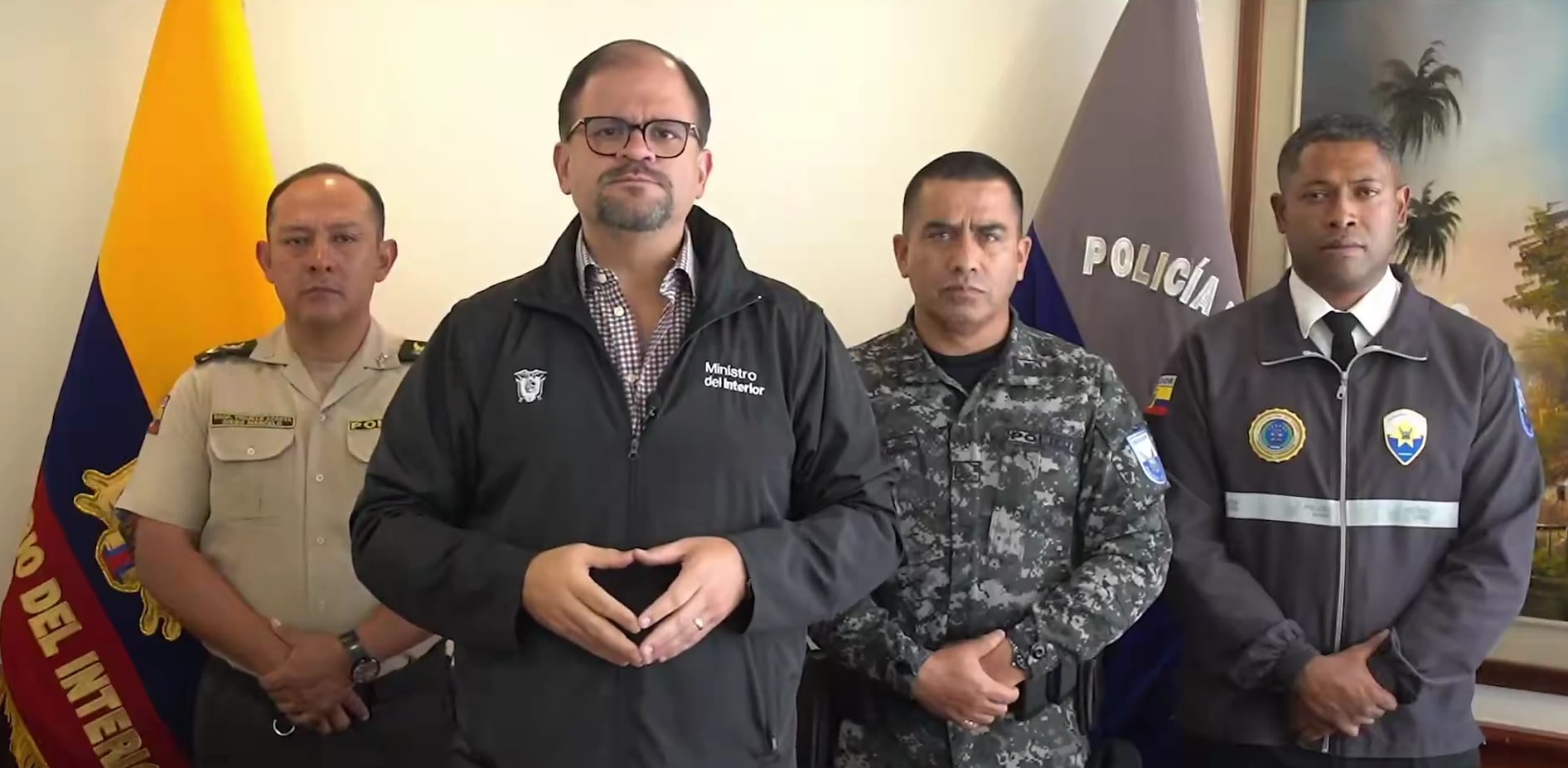 Gobierno sale en defensa de policías condenados a 17 años por operativo en Quito