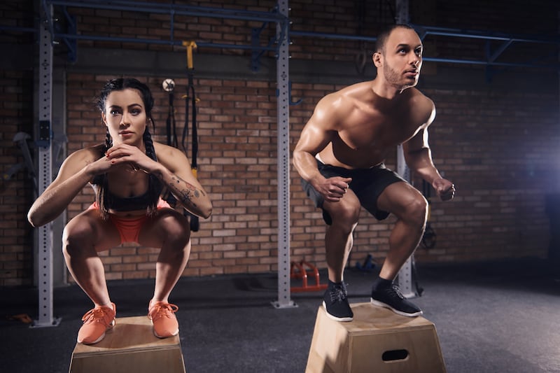 Si hay una disciplina que levanta pasiones y genera dudas … es el CrossFit. Entender qué es esta disciplina es es esencial para aprovechar al máximo este tipo de entrenamiento. Foto: Magnific.