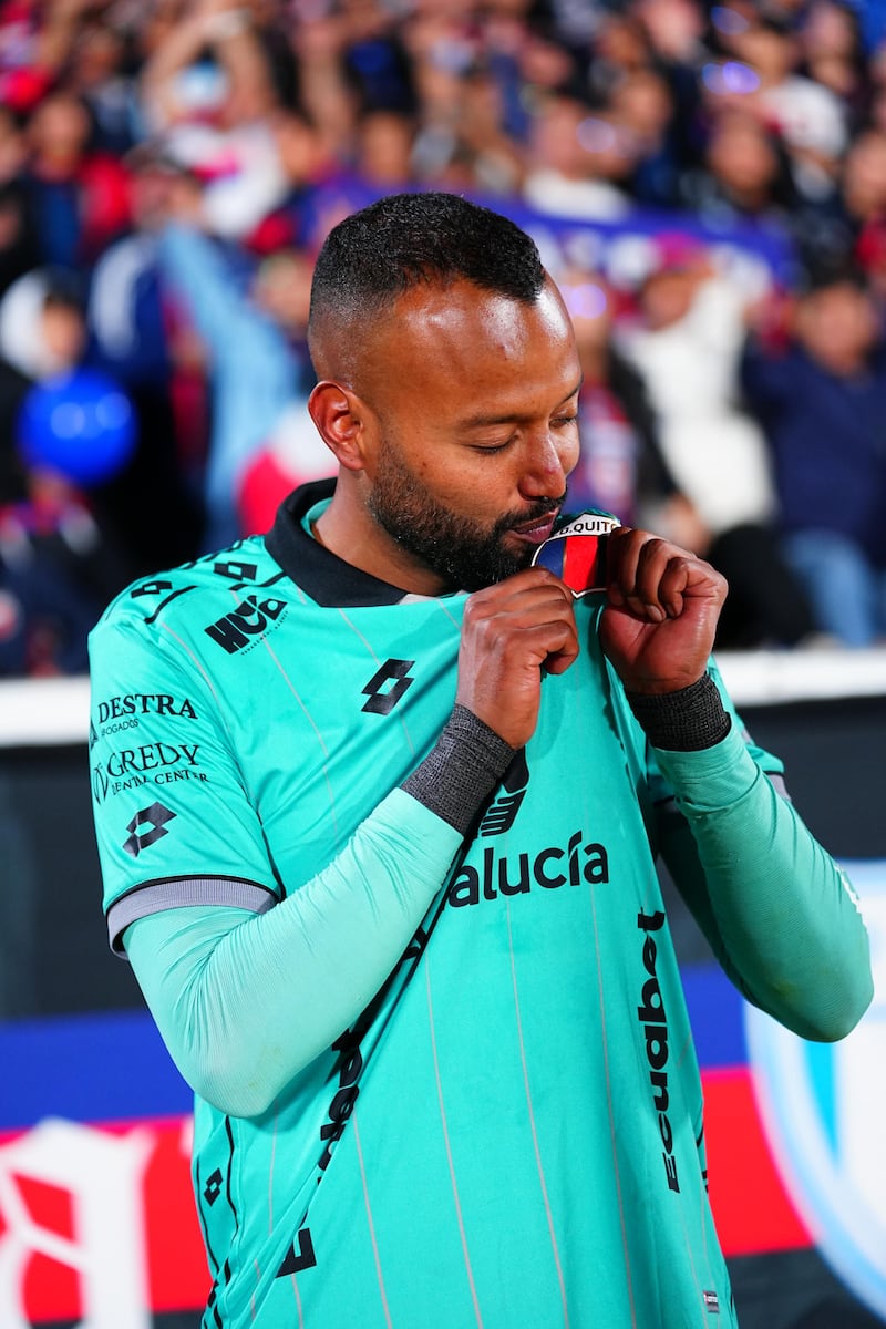 Los jugadores del Deportivo Quito se alistan para seguir firmes hacia el objetivo: jugar en la primera B en torneo nacional del 2026.