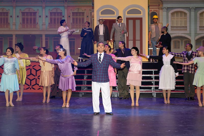 “Luis Noboa Naranjo: El Musical” se trata de una puesta en escena que rescata valores como el esfuerzo, la resiliencia y el compromiso con el país.