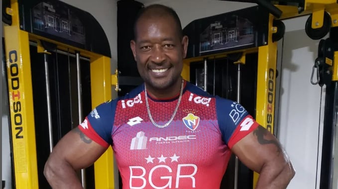 La propuesta que un hombre le hizo al boxeador Beber Espinoza, el boxeador revela cuántas parejas tuvo en su vida