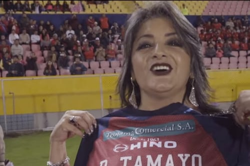Paulina Tamayo, la ‘Grande del Ecuador’, hincha de El Nacional: así le cantó a su equipo