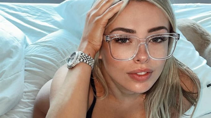 Corinna Kopf se retira de Onlyfans después de conseguir una millonaria fortuna.