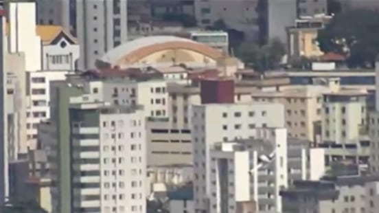 Una avioneta se estrella contra un edificio en Belo Horizonte, Brasil